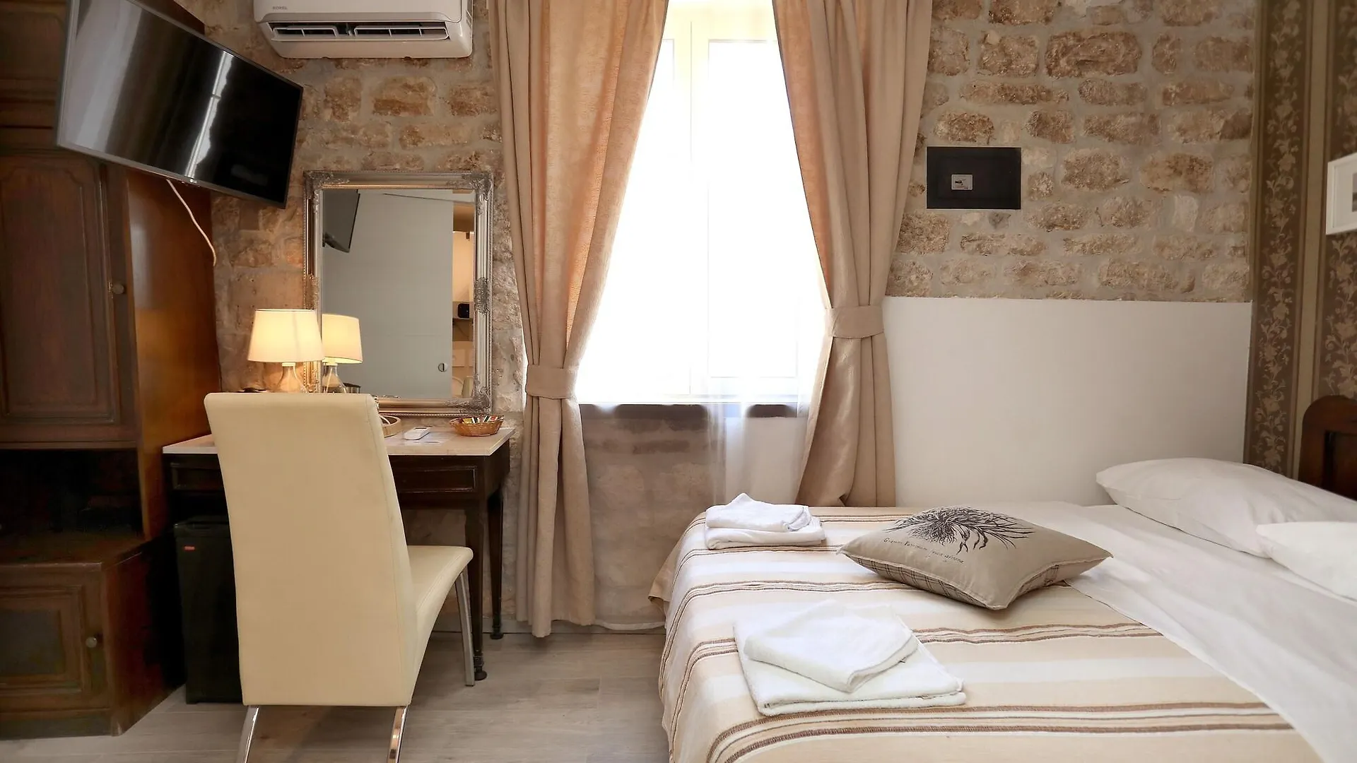 Villa Carrara Trogir Croatia