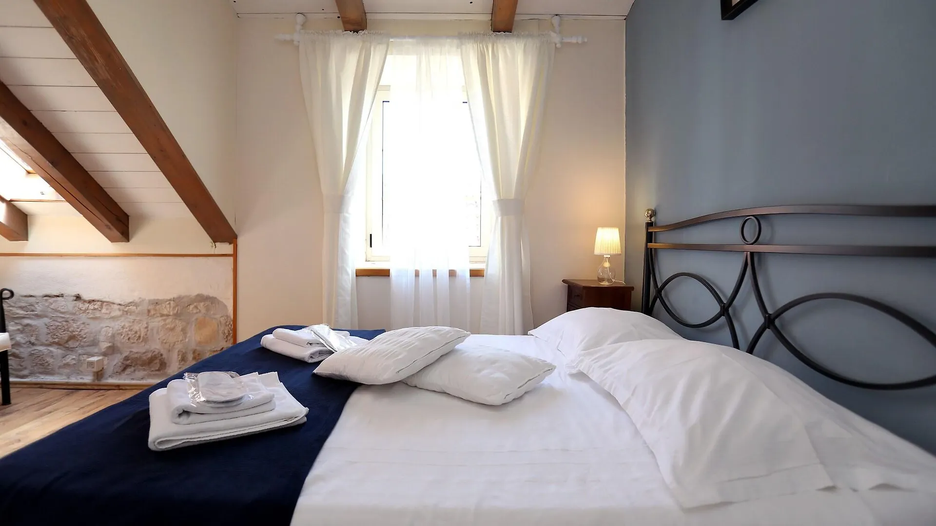 Villa Carrara Trogir 3*,  Croatia