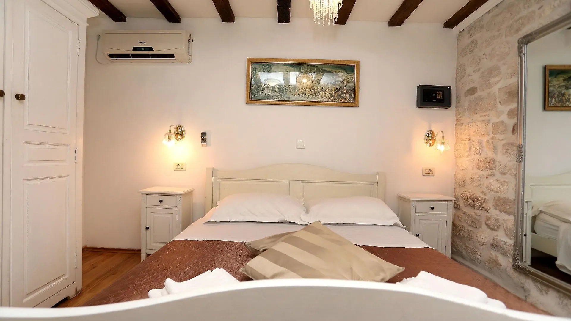 Villa Carrara Trogir 3*,  Croatia