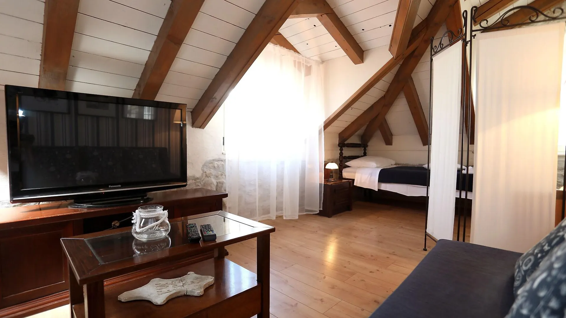 Villa Carrara Trogir Bed & Breakfast
